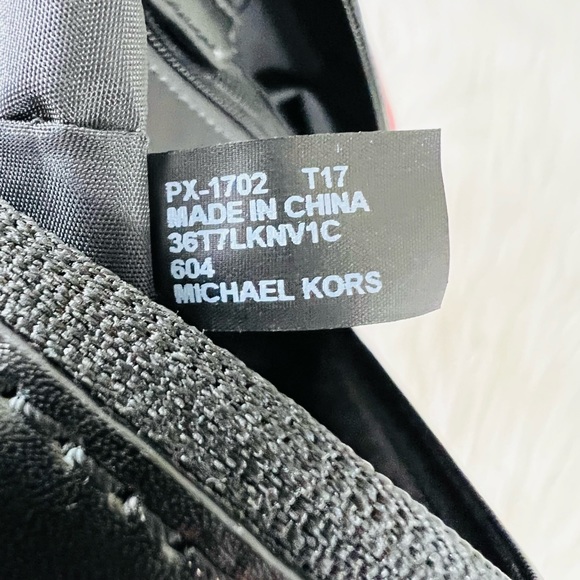 Michael Kors Kent Men’s Nylon Toiletry Holder Travel Case Bag - Picture 11 of 14